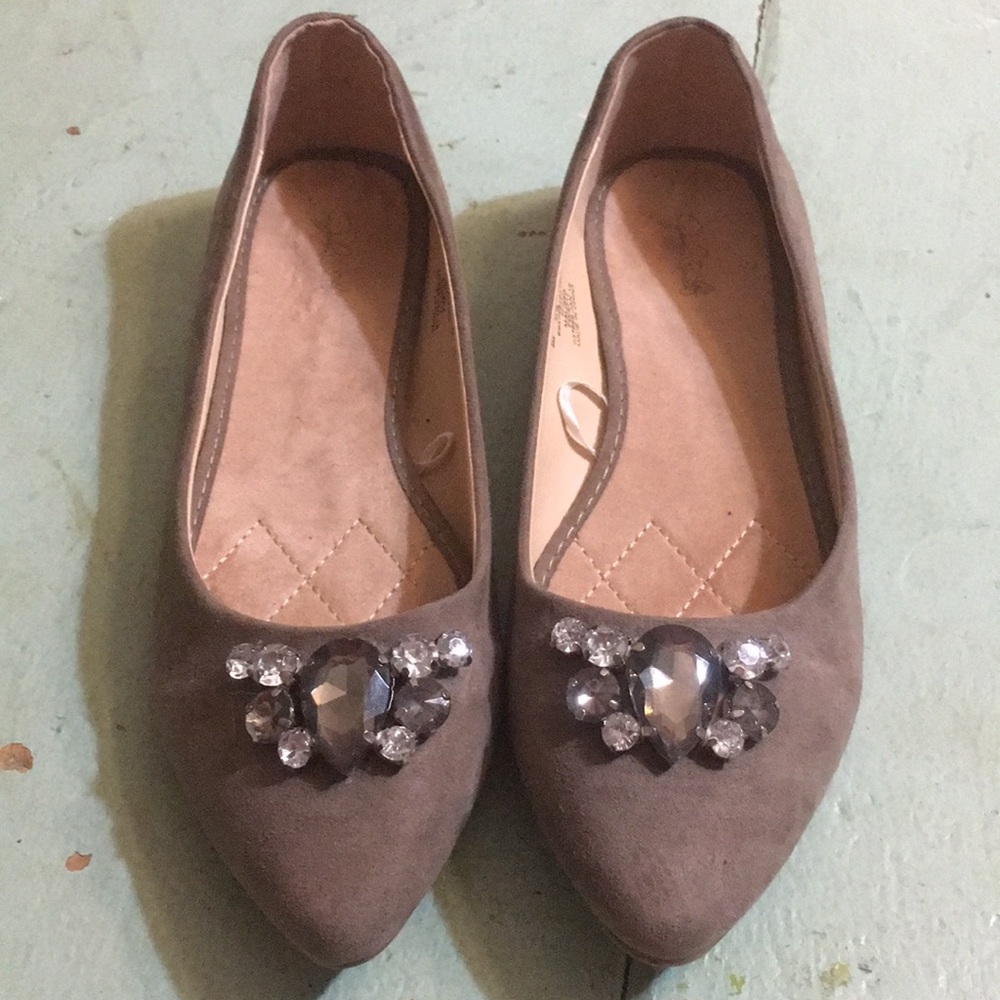 Jacklyn Smith flats